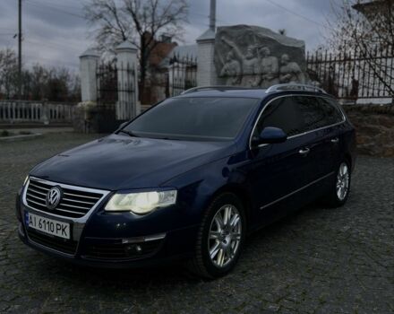 Синій Фольксваген Пассат Варіант, об'ємом двигуна 2 л та пробігом 272 тис. км за 6499 $, фото 1 на Automoto.ua
