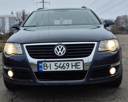 Синий Фольксваген Пассат Вариант, объемом двигателя 2 л и пробегом 316 тыс. км за 6300 $, фото 1 на Automoto.ua