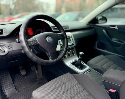 Синий Фольксваген Пассат Вариант, объемом двигателя 2 л и пробегом 234 тыс. км за 5499 $, фото 8 на Automoto.ua