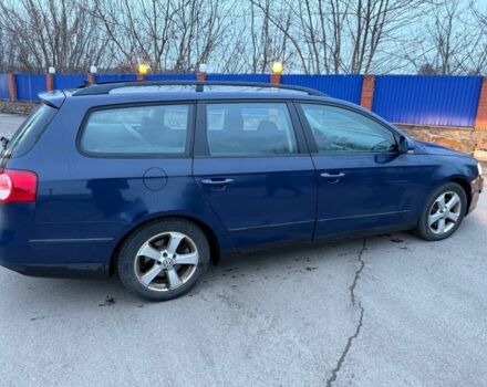 Синій Фольксваген Пассат Варіант, об'ємом двигуна 2 л та пробігом 284 тис. км за 2800 $, фото 2 на Automoto.ua