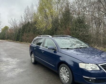 Синій Фольксваген Пассат Варіант, об'ємом двигуна 2 л та пробігом 287 тис. км за 2899 $, фото 3 на Automoto.ua