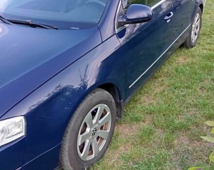 Фольксваген Пассат Вариант 2007 в Тальном на Automoto.ua Синий Фольксваген Пассат Вариант, объемом двигателя 2 л и пробегом 500 тыс. км за 6000 $, фото 1 на Automoto.ua