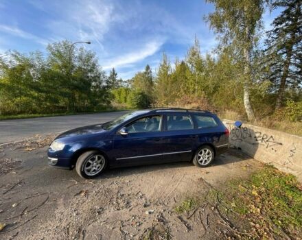 Синий Фольксваген Пассат Вариант, объемом двигателя 2 л и пробегом 383 тыс. км за 5207 $, фото 1 на Automoto.ua