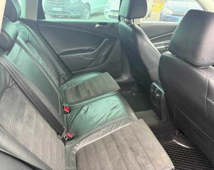 Синій Фольксваген Пассат Варіант, об'ємом двигуна 1.8 л та пробігом 237 тис. км за 6590 $, фото 17 на Automoto.ua