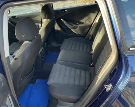 Синий Фольксваген Пассат Вариант, объемом двигателя 2 л и пробегом 383 тыс. км за 5207 $, фото 4 на Automoto.ua