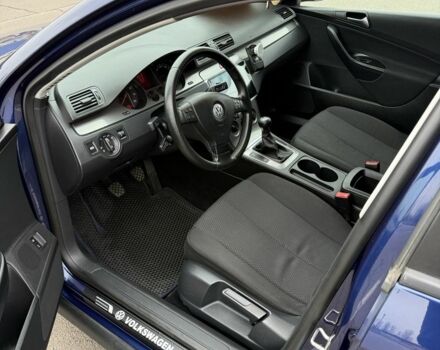 Синий Фольксваген Пассат Вариант, объемом двигателя 1.8 л и пробегом 293 тыс. км за 6700 $, фото 6 на Automoto.ua