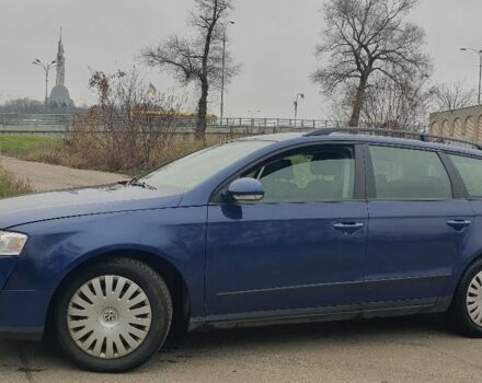 Синій Фольксваген Пассат Варіант, об'ємом двигуна 2 л та пробігом 333 тис. км за 3000 $, фото 1 на Automoto.ua