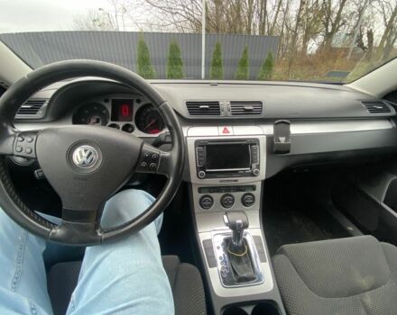 Синій Фольксваген Пассат Варіант, об'ємом двигуна 2 л та пробігом 370 тис. км за 3350 $, фото 5 на Automoto.ua