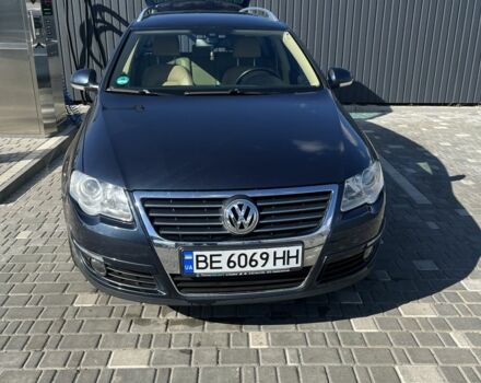 Синий Фольксваген Пассат Вариант, объемом двигателя 1.8 л и пробегом 247 тыс. км за 7700 $, фото 1 на Automoto.ua