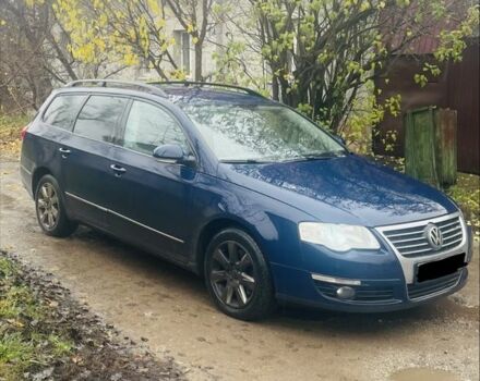 Синий Фольксваген Пассат Вариант, объемом двигателя 2 л и пробегом 530 тыс. км за 3500 $, фото 1 на Automoto.ua