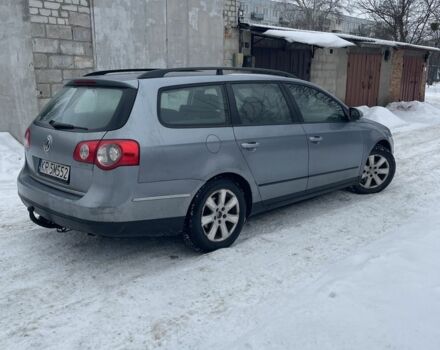 Синий Фольксваген Пассат Вариант, объемом двигателя 2 л и пробегом 300 тыс. км за 2500 $, фото 4 на Automoto.ua