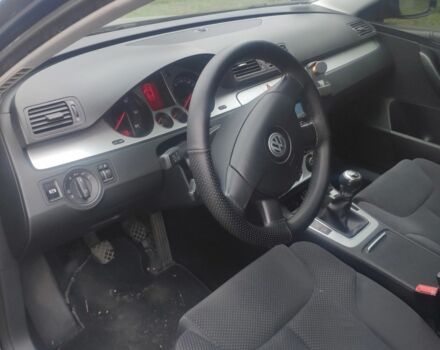 Синій Фольксваген Пассат Варіант, об'ємом двигуна 2 л та пробігом 365 тис. км за 6600 $, фото 5 на Automoto.ua