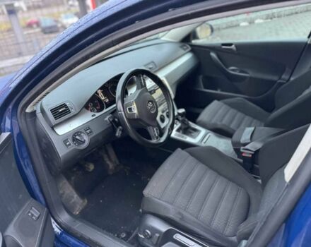 Синий Фольксваген Пассат Вариант, объемом двигателя 2 л и пробегом 307 тыс. км за 4900 $, фото 5 на Automoto.ua