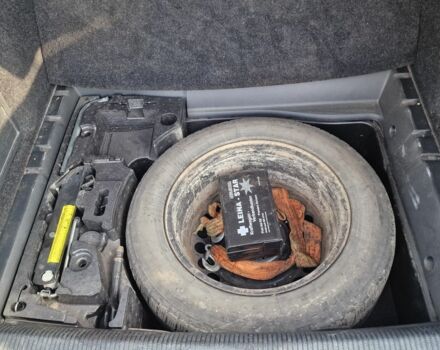 Синий Фольксваген Пассат Вариант, объемом двигателя 1.8 л и пробегом 270 тыс. км за 6350 $, фото 5 на Automoto.ua