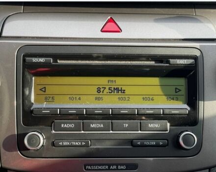 Синий Фольксваген Пассат Вариант, объемом двигателя 1.4 л и пробегом 264 тыс. км за 6400 $, фото 12 на Automoto.ua