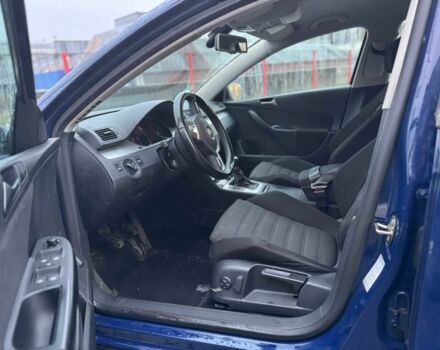 Синий Фольксваген Пассат Вариант, объемом двигателя 2 л и пробегом 307 тыс. км за 4900 $, фото 6 на Automoto.ua