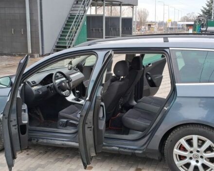 Фольксваген Пассат Вариант 2010 в Киеве на Automoto.ua Синий Фольксваген Пассат Вариант, объемом двигателя 2 л и пробегом 367 тыс. км за 5359 $, фото 1 на Automoto.ua
