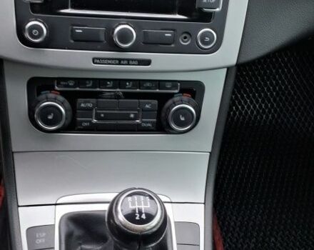 Фольксваген Пассат Вариант 2010 в Киеве на Automoto.ua Синий Фольксваген Пассат Вариант, объемом двигателя 2 л и пробегом 367 тыс. км за 5359 $, фото 23 на Automoto.ua