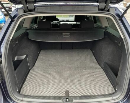 Синій Фольксваген Пассат Варіант, об'ємом двигуна 2 л та пробігом 261 тис. км за 10700 $, фото 22 на Automoto.ua