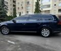 Синій Фольксваген Пассат Варіант, об'ємом двигуна 2 л та пробігом 299 тис. км за 10800 $, фото 2 на Automoto.ua