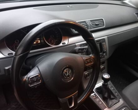 Синій Фольксваген Пассат Варіант, об'ємом двигуна 1.6 л та пробігом 338 тис. км за 9500 $, фото 6 на Automoto.ua