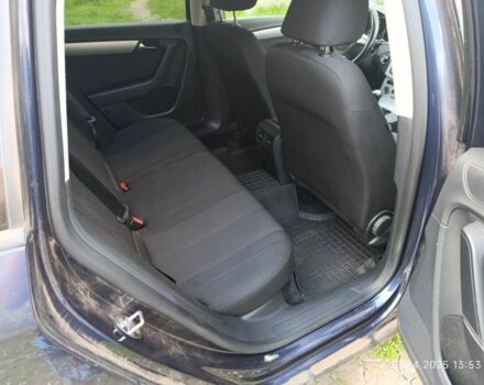 Синій Фольксваген Пассат Варіант, об'ємом двигуна 2 л та пробігом 295 тис. км за 8900 $, фото 3 на Automoto.ua