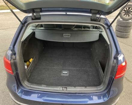 Синий Фольксваген Пассат Вариант, объемом двигателя 1.6 л и пробегом 262 тыс. км за 8500 $, фото 6 на Automoto.ua