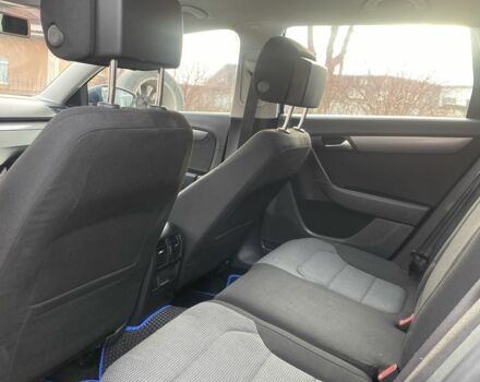 Синий Фольксваген Пассат Вариант, объемом двигателя 1.6 л и пробегом 262 тыс. км за 8500 $, фото 5 на Automoto.ua