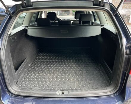 Синій Фольксваген Пассат Варіант, об'ємом двигуна 1.6 л та пробігом 284 тис. км за 9600 $, фото 21 на Automoto.ua