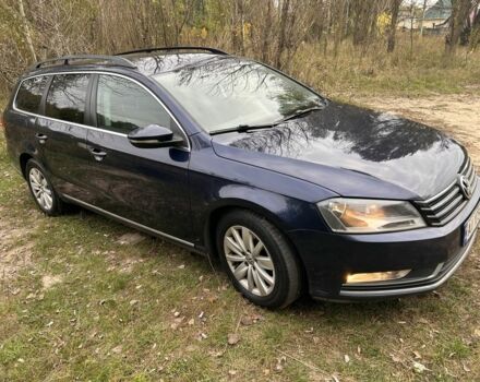 Синий Фольксваген Пассат Вариант, объемом двигателя 2 л и пробегом 435 тыс. км за 10000 $, фото 2 на Automoto.ua