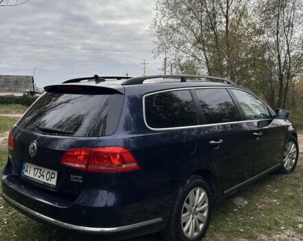 Синий Фольксваген Пассат Вариант, объемом двигателя 2 л и пробегом 435 тыс. км за 10000 $, фото 4 на Automoto.ua