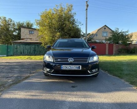 Синий Фольксваген Пассат Вариант, объемом двигателя 2 л и пробегом 241 тыс. км за 11950 $, фото 1 на Automoto.ua