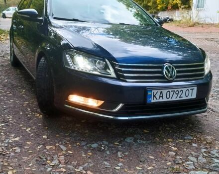Синій Фольксваген Пассат Варіант, об'ємом двигуна 1.6 л та пробігом 233 тис. км за 9500 $, фото 1 на Automoto.ua