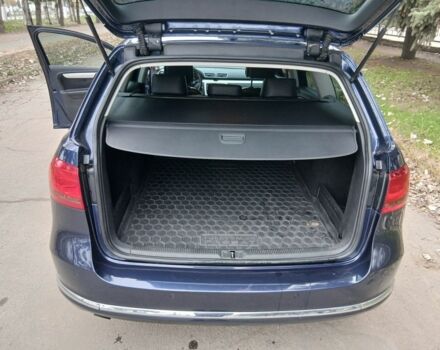 Синий Фольксваген Пассат Вариант, объемом двигателя 1.6 л и пробегом 220 тыс. км за 8200 $, фото 7 на Automoto.ua