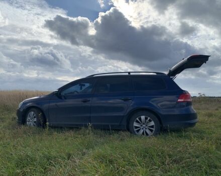 Синій Фольксваген Пассат Варіант, об'ємом двигуна 2 л та пробігом 320 тис. км за 10200 $, фото 2 на Automoto.ua