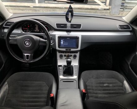 Фольксваген Пассат Варіант 2014 у Софіївська Борщагівка на Automoto.ua Синій Фольксваген Пассат Варіант, об'ємом двигуна 2 л та пробігом 225 тис. км за 9500 $, фото 21 на Automoto.ua