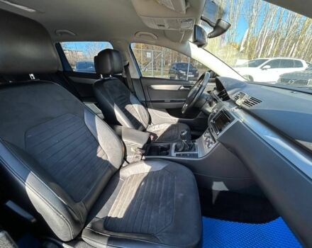 Синій Фольксваген Пассат Варіант, об'ємом двигуна 2 л та пробігом 172 тис. км за 10400 $, фото 15 на Automoto.ua