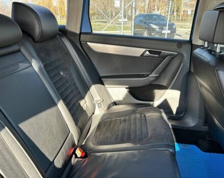 Синій Фольксваген Пассат Варіант, об'ємом двигуна 2 л та пробігом 172 тис. км за 10400 $, фото 19 на Automoto.ua