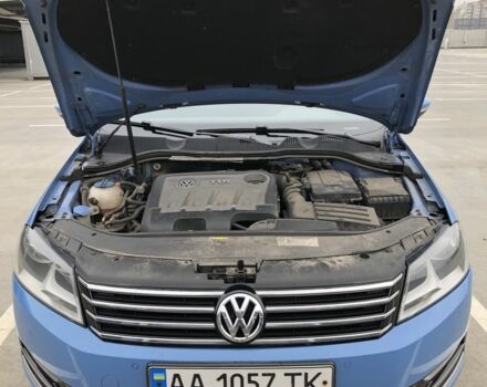 Фольксваген Пассат Варіант 2014 у Софіївська Борщагівка на Automoto.ua Синій Фольксваген Пассат Варіант, об'ємом двигуна 2 л та пробігом 225 тис. км за 9500 $, фото 5 на Automoto.ua