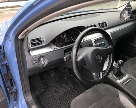 Фольксваген Пассат Варіант 2014 у Софіївська Борщагівка на Automoto.ua Синій Фольксваген Пассат Варіант, об'ємом двигуна 2 л та пробігом 225 тис. км за 9500 $, фото 19 на Automoto.ua