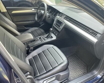 Синий Фольксваген Пассат Вариант, объемом двигателя 1.6 л и пробегом 290 тыс. км за 11700 $, фото 7 на Automoto.ua