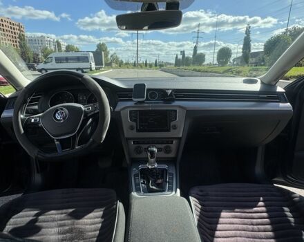 Синій Фольксваген Пассат Варіант, об'ємом двигуна 2 л та пробігом 357 тис. км за 13000 $, фото 6 на Automoto.ua