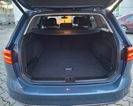 Синий Фольксваген Пассат Вариант, объемом двигателя 2 л и пробегом 270 тыс. км за 335 $, фото 2 на Automoto.ua