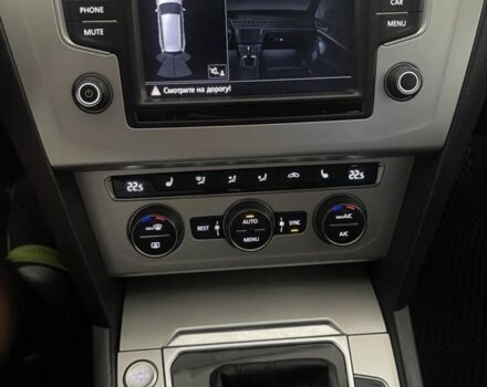 Синий Фольксваген Пассат Вариант, объемом двигателя 1.8 л и пробегом 269 тыс. км за 13800 $, фото 4 на Automoto.ua