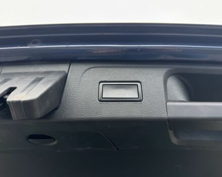 Синий Фольксваген Пассат Вариант, объемом двигателя 2 л и пробегом 251 тыс. км за 11500 $, фото 18 на Automoto.ua