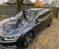 Синій Фольксваген Пассат Варіант, об'ємом двигуна 2 л та пробігом 318 тис. км за 13700 $, фото 5 на Automoto.ua
