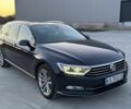 Синий Фольксваген Пассат Вариант, объемом двигателя 2 л и пробегом 300 тыс. км за 13950 $, фото 1 на Automoto.ua