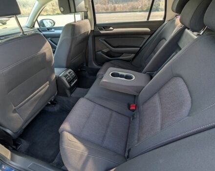 Синий Фольксваген Пассат Вариант, объемом двигателя 2 л и пробегом 295 тыс. км за 15999 $, фото 9 на Automoto.ua