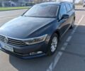 Синий Фольксваген Пассат Вариант, объемом двигателя 2 л и пробегом 295 тыс. км за 15999 $, фото 1 на Automoto.ua