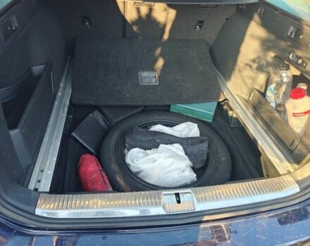 Синій Фольксваген Пассат Варіант, об'ємом двигуна 2 л та пробігом 333 тис. км за 16000 $, фото 4 на Automoto.ua